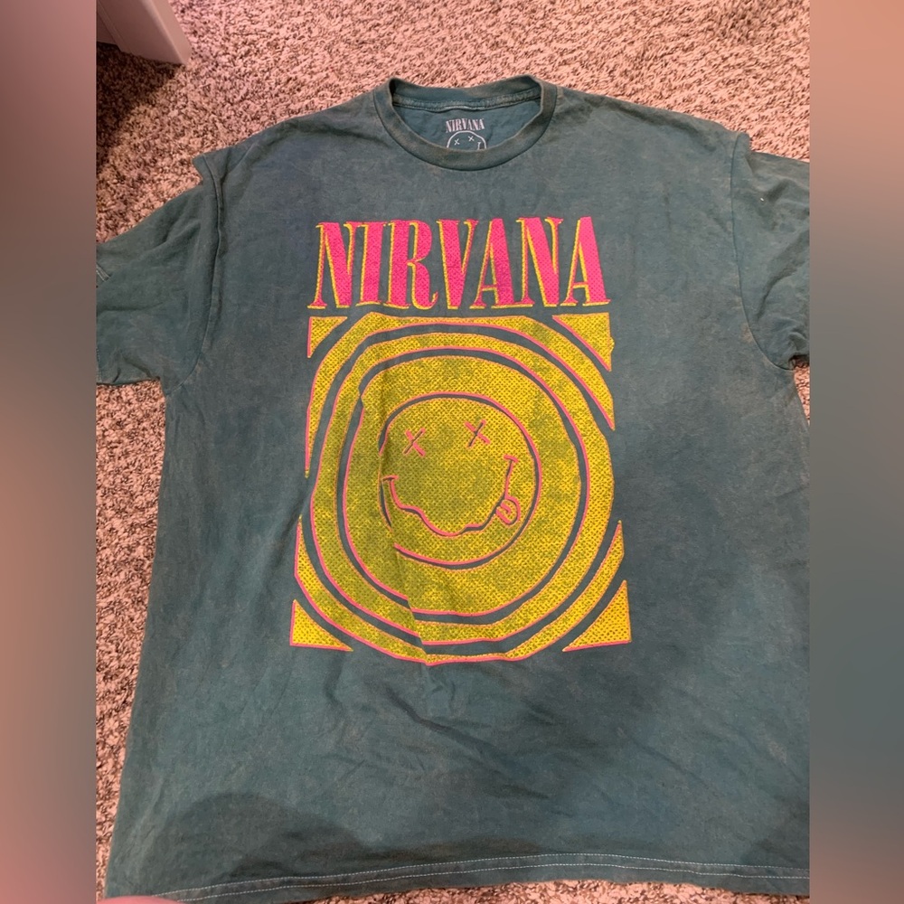 Nirvana tee